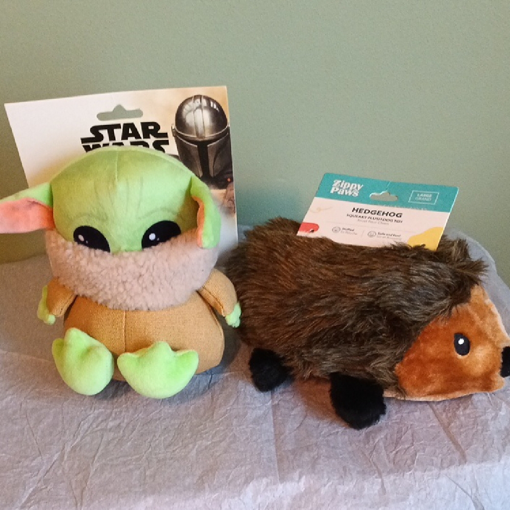 Star Wars Green and Brown Plush Toy for Small Pets